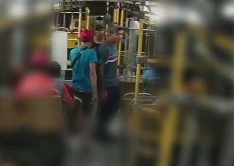 Polícia procura suspeitos de assaltar ônibus 359 na Avenida Timbiras