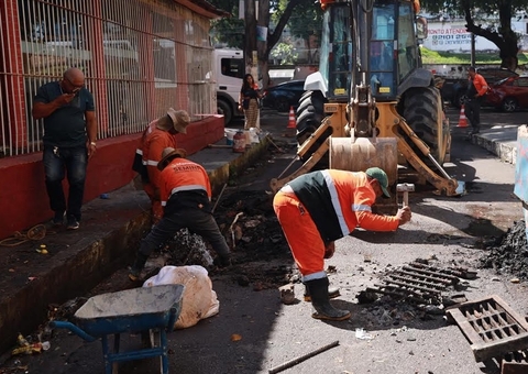 Manaus reforça combate a alagamentos com obras de drenagem no Centro