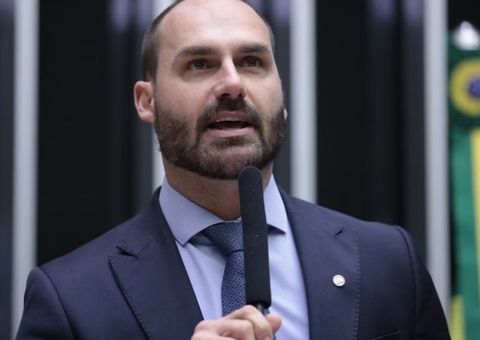 PF pede ao STF mais tempo para concluir inquérito contra Eduardo Bolsonaro