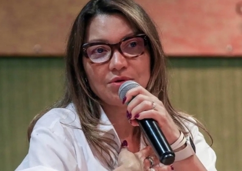 Janja reage a pergunta sobre tarifas de Trump: "Ai, esses vira-latas"