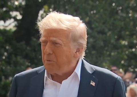 Em busca de acordo, União Europeia suspende retaliação após tarifaço de Trump