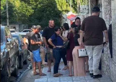 Ao vivo: Criminosos invadem casa e matam homem em Flores