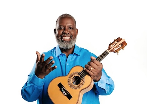 Péricles é anunciado como atração do Sou Manaus 2025