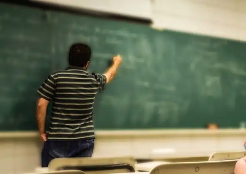 Prefeitura de Manaus abre matrículas para Educação de Jovens e Adultos