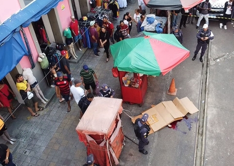 AO VIVO: Homem é morto no Centro de Manaus