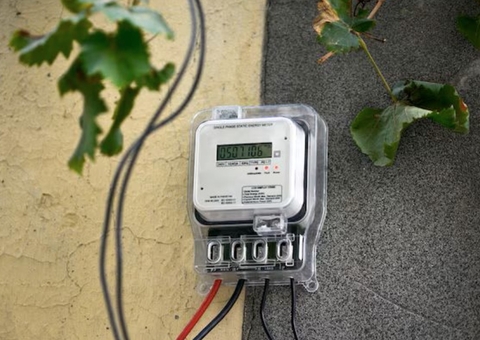 Amazonas Energia é condenada por cobrar R$ 10 mil sem justificativa técnica adequada