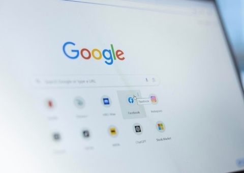 Você sabia? Google registra buscas, localizações e atividades de usuários