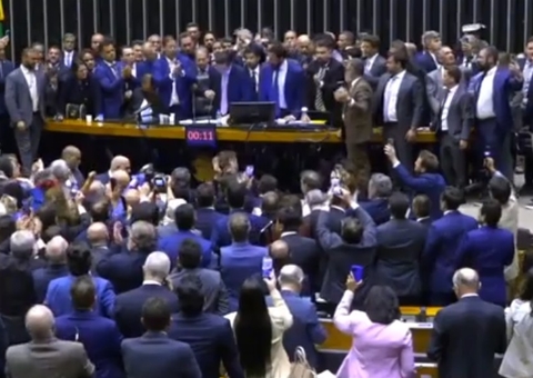 OAB critica manifestação na Câmara e Senado e pede ‘respeito mútuo’