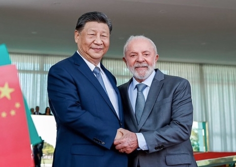 China sai em defesa da soberania do Brasil e critica tarifaço dos EUA