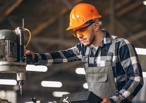 Confira 106 vagas de estágio no IEL