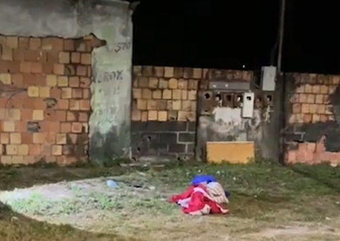 Homem é achado morto com bilhete misterioso no Colônia Terra Nova