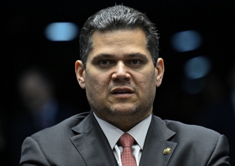 Impeachment de ministros do STF vai além de "números", diz Alcolumbre