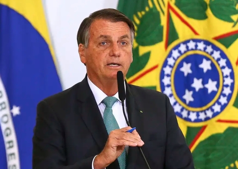 Julgamento de Bolsonaro deve ser concluído até outubro, diz STF
