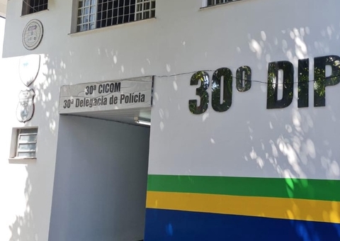 Homem é preso por oferecer cigarro a rival com intenção de matá-lo no Amazonas