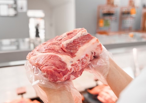 Quilo da carne chega a R$ 150 nos EUA após tarifaço contra o Brasil