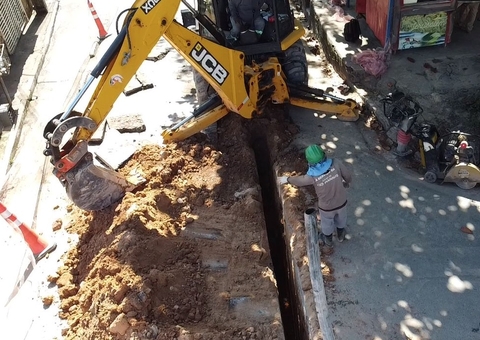 Obras da Águas de Manaus geram reclamações e mais de R$ 2 milhões em multas