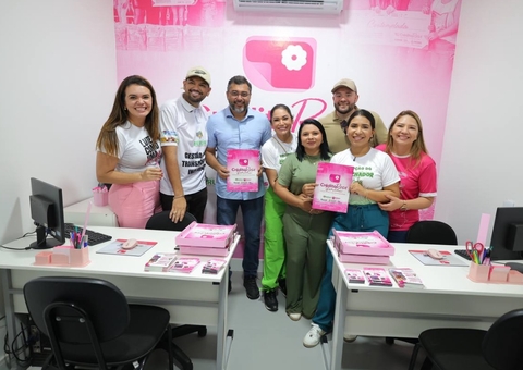 Governo do Amazonas inaugura ponto fixo do Crédito Rosa em Beruri
