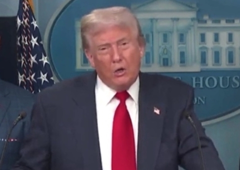 Trump ameaça taxar ímãs chineses em 200% em meio à disputa comercial