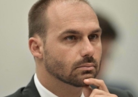 Futuro de Eduardo no PL depende de decisão do Bolsonaro, afirma Valdemar