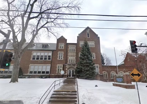 Atirador ataca igreja nos EUA com crianças presentes e deixa três mortos