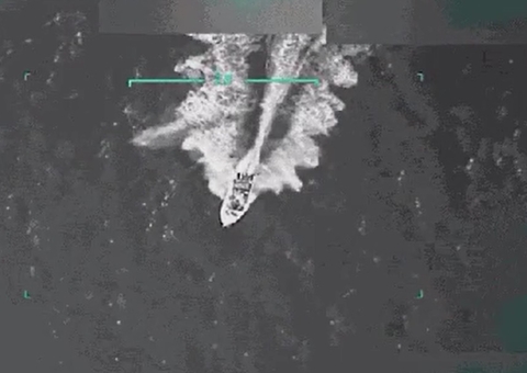 EUA divulgam vídeo de ataque a embarcação no Caribe; 11 morrem