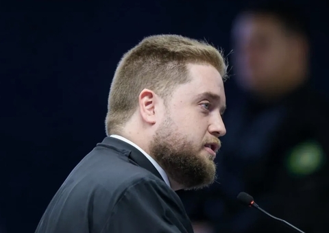 Defesa diz que PF criou narrativa para incriminar general Augusto Heleno