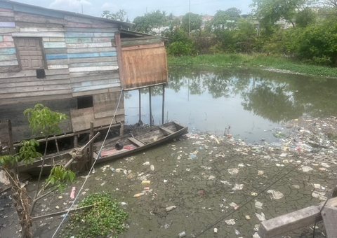 AO VIVO: Corpo decapitado é encontrado boiando em igarapé no São Jorge