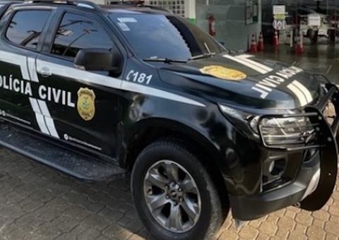 Homem espanca ex-companheira com bebê no colo em Manaus e é preso