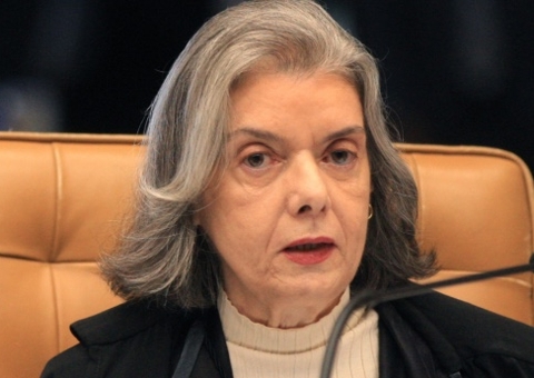 Contrariando Fux, Cármen Lúcia defende competência do STF