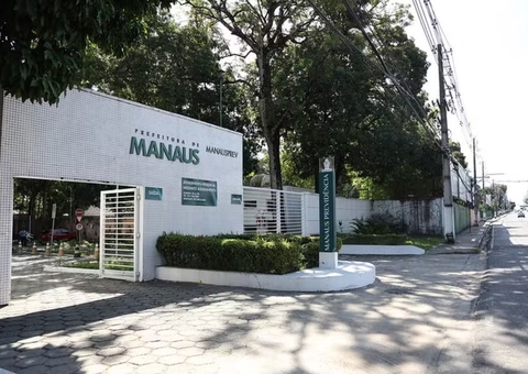 Professores protestam contra reforma da Previdência em Manaus