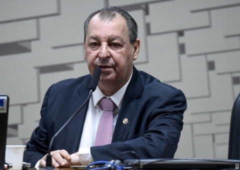 Com base em relatório de Omar na CPI da Covid, STF abre inquérito contra Bolsonaro