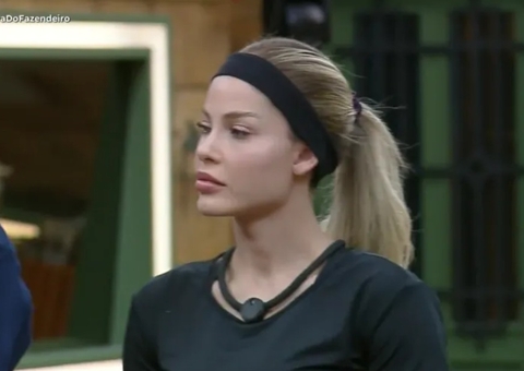 Saory Cardoso passa mal e é atendida por equipe médica em A Fazenda 17