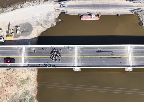 Nova ponte sobre o Rio Curuçá é liberada para tráfego na BR-319