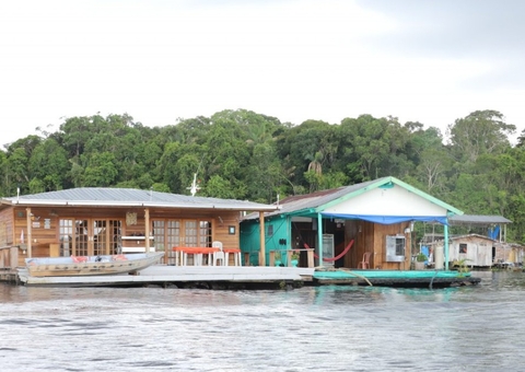 Defensoria e MP pedem adequação de sentença para retirada de flutuantes do Tarumã-Açu