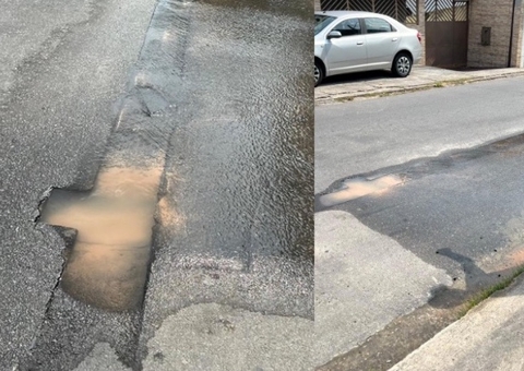 Tubo de esgoto da Águas de Manaus rompe e jorra água em rua do Japiim; vídeos