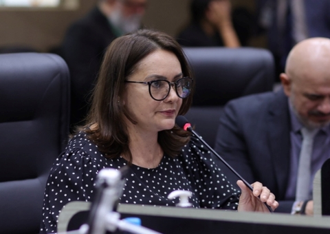 Professora Jacqueline deixa CMM e assume cargo de deputada estadual