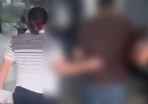 Pai é preso por jogar cadeira em filha e lançar celular em ex em Manaus