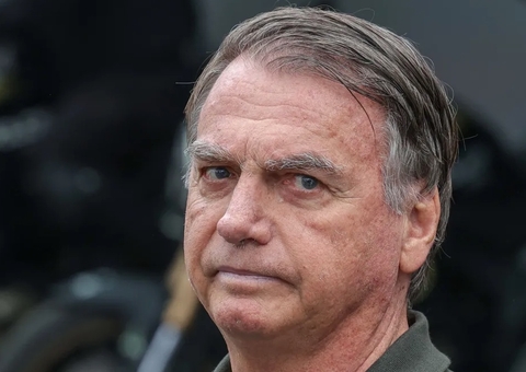 Moraes autoriza Bolsonaro a fazer festa de 15 anos da filha em casa
