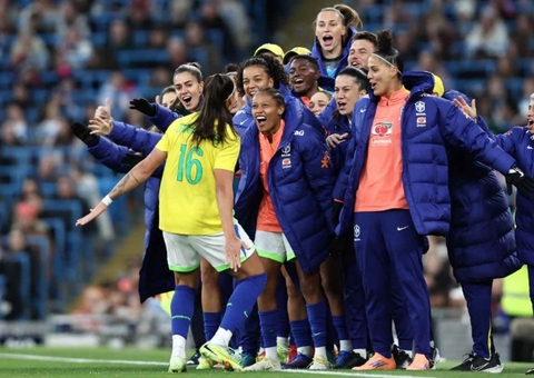 Seleção Brasileira Feminina vence Inglaterra por 2 a 1 neste sábado