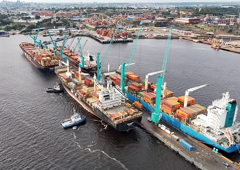 Antaq suspende cobrança da 'Taxa de Seca' no transporte de cargas para Manaus