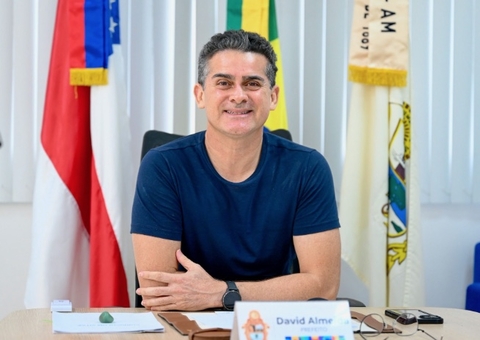 David Almeida sanciona empréstimo de R$ 145,8 milhões para modernizar Prefeitura