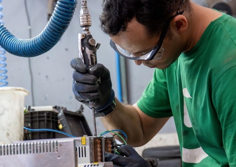 IEL Amazonas lança 45 vagas de estágio e emprego