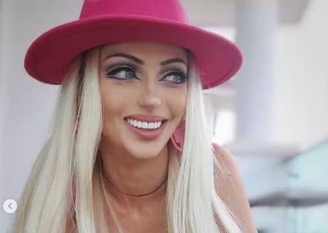 “Barbie humana” é encontrada morta com ferimentos no corpo em SP