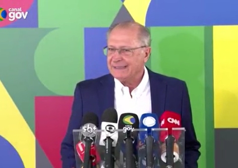 Um pequeno passo de US$ 9,7 bilhões, diz Alckmin sobre redução de tarifaço