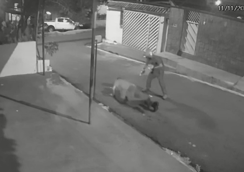 População se revolta com roubos diários no Coroado e recebe ladrões a tiros; vídeo