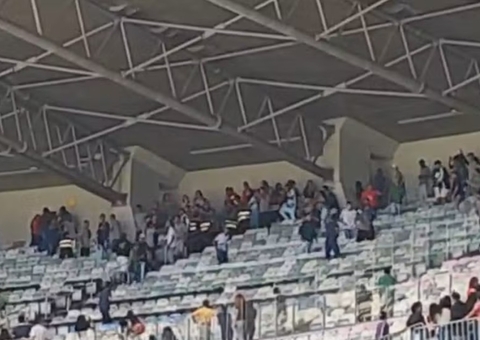Aulão em estádio termina em pancadaria entre alunos em Minas Gerais