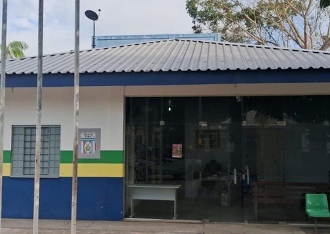 Mãe se esconde em guarda-roupa após filho ameaçar beber seu sangue no Amazonas