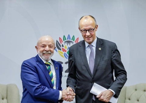 Chanceler alemão reitera investimento de € 1 bilhão no TFFF em conversa com Lula
