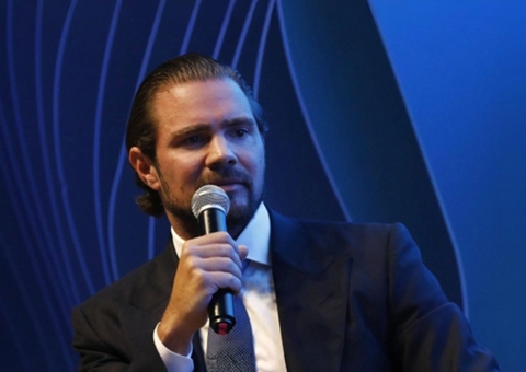 Dono do Banco Master Daniel Vorcaro é transferido em meio à investigação de fraudes