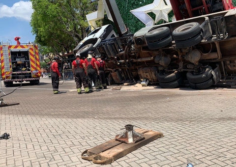 Especialista detalha fatores críticos em acidentes com guindastes